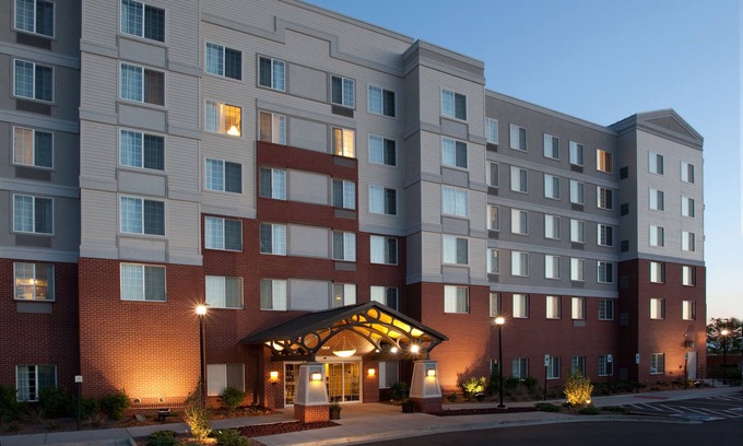 Dupont Hotel | Staybridge Suites Denver International Airport by IHG