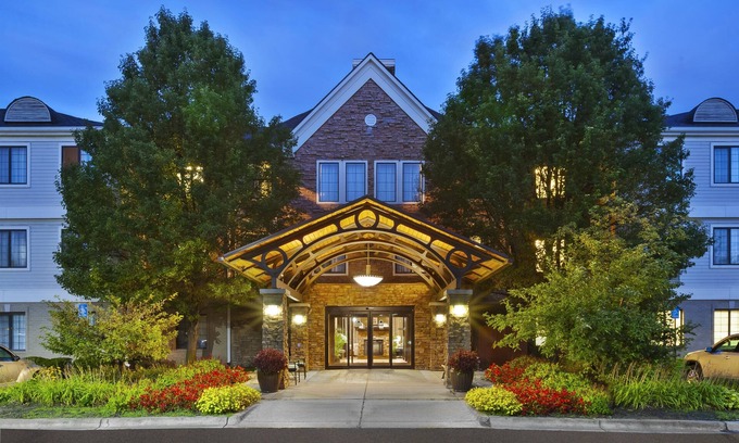 Utica Hotel | Staybridge Suites Detroit-Utica by IHG