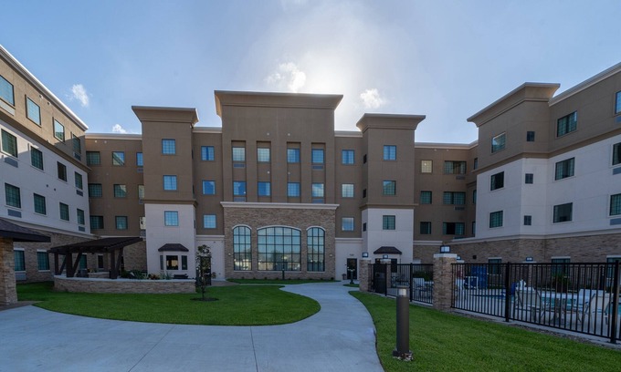 FM 1960 Hotel | Staybridge Suites Houston NW Cypress Crossings by IHG