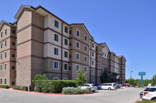 Hollywood Park Hotel | Staybridge Suites San Antonio-Stone Oak by IHG