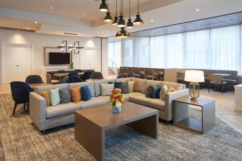 Downtown Wilmington Hotel | Staybridge Suites Wilmington Downtown by IHG