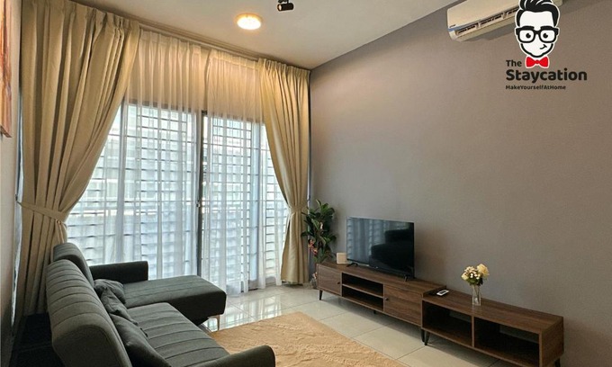 Kuching Apartment | Staycation Homestay 12 Liberty Grove Near Airport