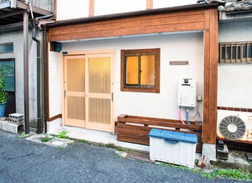Nishinari House | Stayhome Osaka 4ppl House 2min-Station 2stop-Namba