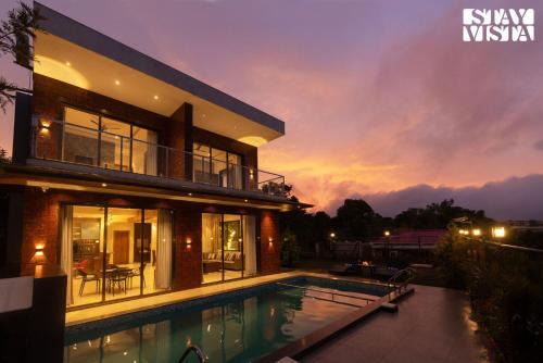 Kaswand Villa | StayVista at Brick & Beam with Private Plunge Pool, Lawn, BBQ and Bonfire