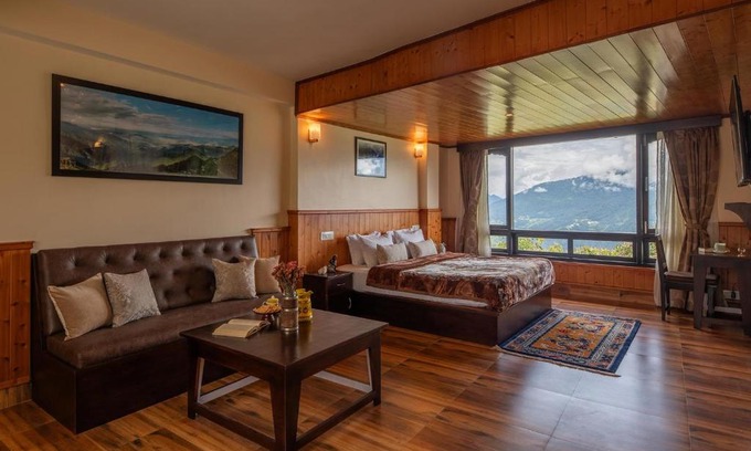 Gangtok Apartment | StayVista's Himalayan Horizon - Mountain & Valley-View Apartment with Heater