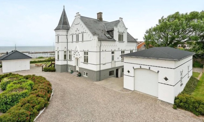 Lohals House | "Stefanie" - 10m from the sea by Interhome