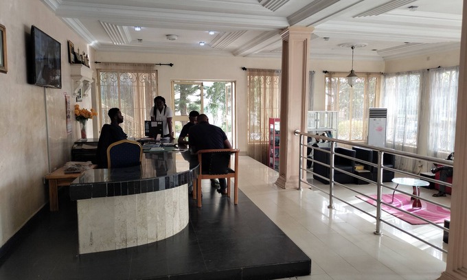 Jos Hotel | Steffan Hotel and Suites