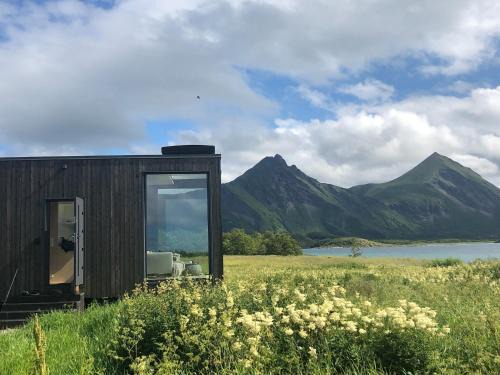 Rossoya Ski Chalet | Steigen Lodge Tiny house