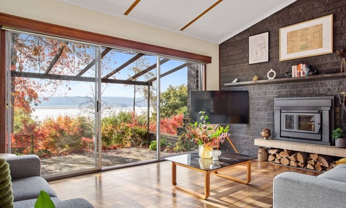 Rosevears House | Stella Rose Cottage Enchanting Riverfront Retreat