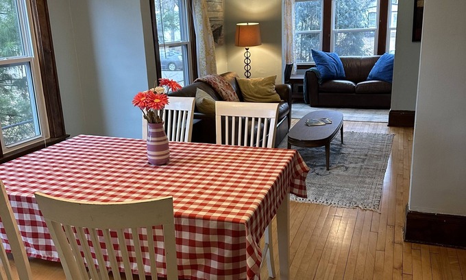 Seward Apartment | Stella's Sweet Place