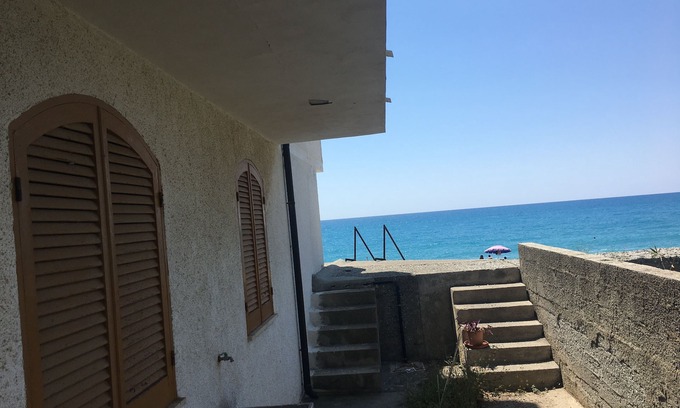 Annunziata Apartment | StellaD'Aurora Waterview