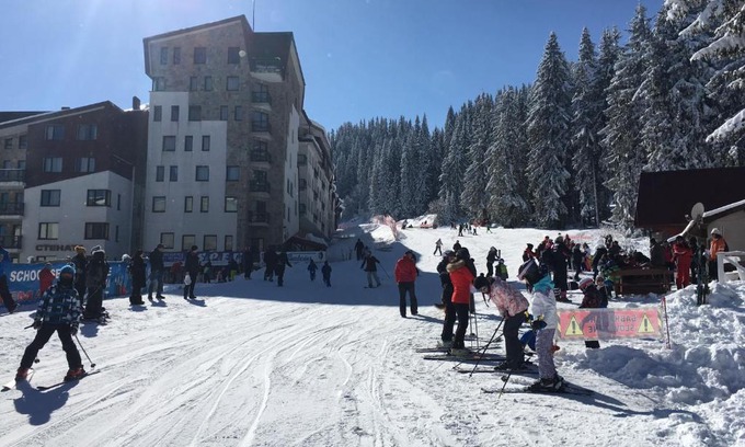 Pamporovo Apartment | Stenata Huge Ski To Door Apartment