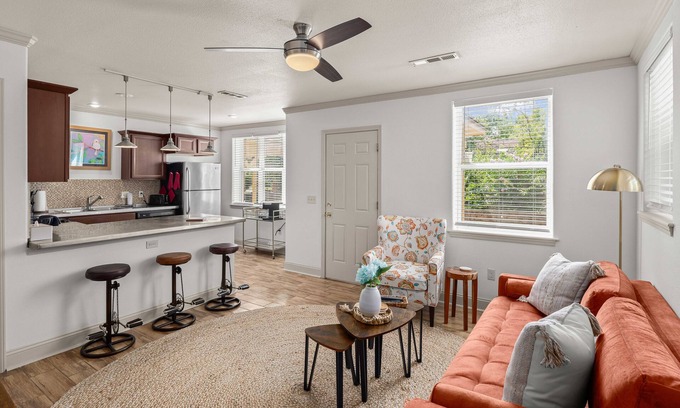 Fayetteville Apartment | Steps away from Dickson, Bright and Open Apartment in historic 1905 home