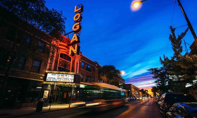 Chicago Apartment | Steps from 606 bike trail near Logan Square and near CTA trains