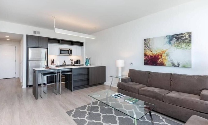 Morristown Apartment | Steps from NJ Transit 1 BR | near Center of Town