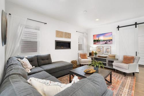 Old Town North House | Steps from River & Old Town - Hot Tub & King Bed