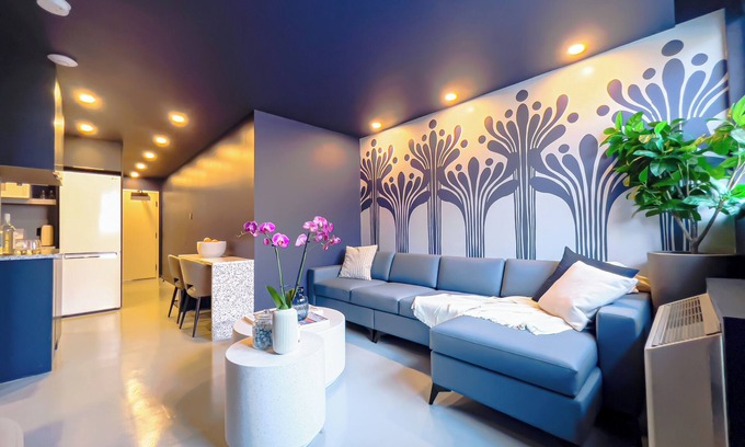 Shaughnessy Village Apartment | Steps from Sainte-Catherine St.