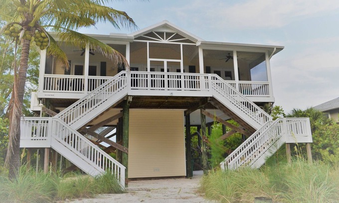 Cape Haze House | Steps from the Beach, Lagoon View, Pet Friendly