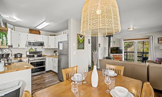 Ouray House | Steps to Hot Springs, Shops, & Trails/2BR Fiber