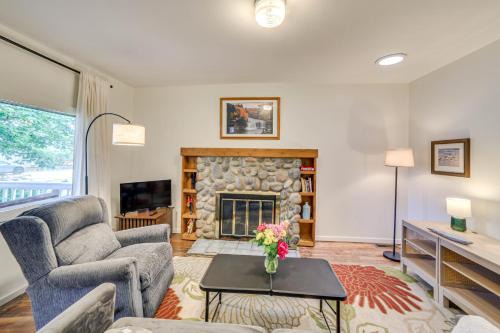 St Ignace House | Steps to Lake Huron Retreat with Yard in St Ignace