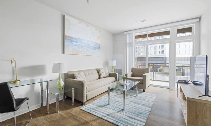 Reston Apartment | Steps to Metro | Best Food & Drink Spots Close by | nr RTC