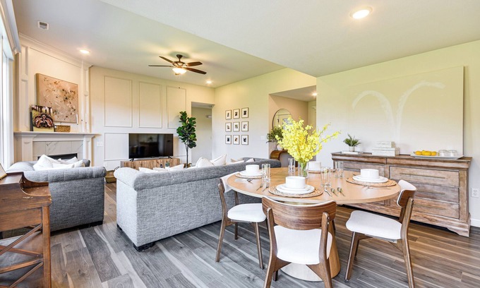Columbia House | Steps to Park: Quiet Home w/Yard in Columbia