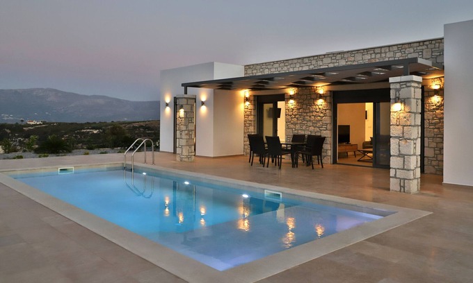 Kimouriotis Villa | Sternes Tropicana Executive Villa with pool, Sitia