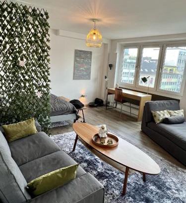 Stadtmitte Apartment | Stillvolles Apartment mitten in little Tokyo