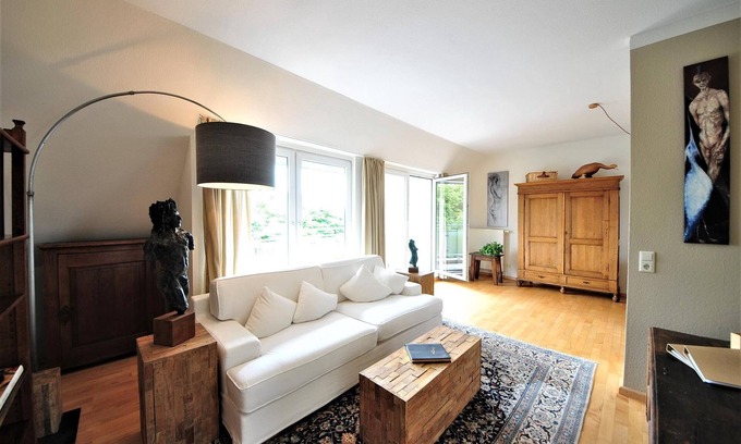 Wangerooge Apartment | Stilvolle Ferienwohnung mit Zwei Sonnigen, Überdachten Balkonen in Strandnähe