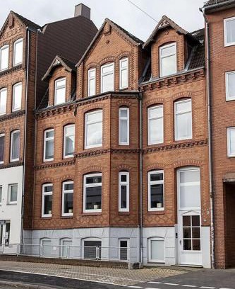 Russee - Hammer Apartment | Stilvolle Altbauwohnung in zentraler Lage