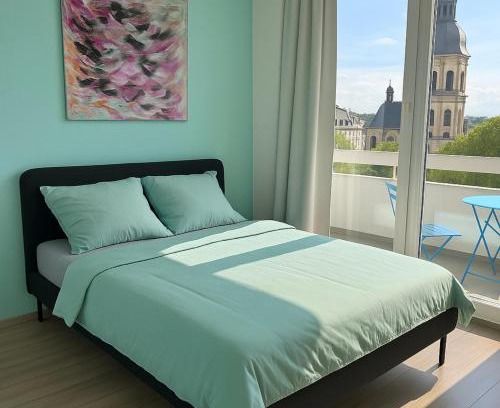 Offenbach am Main Apartment | Stilvolles Apartment mit Balkon 15min Airport