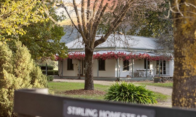 Mansfield House | Stirling Estate - Stirling Homestead - Baringa Cottage - Jumbuck Cottage