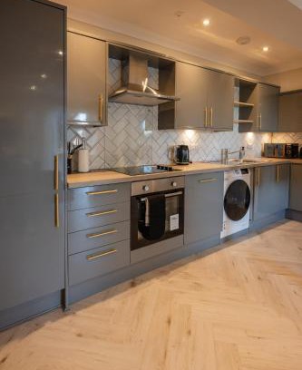 Dalavich Apartment | Stirling Townhouse Apartment Btm