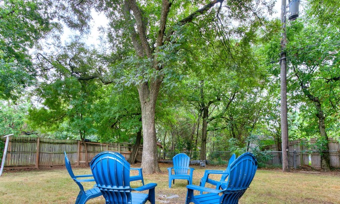 Norman House | Stocked Home-1 Mile to OU/I-35-Big Yard-Garage