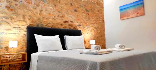 Spata-Artemida Apartment | Stone Apartment Close to the Airport