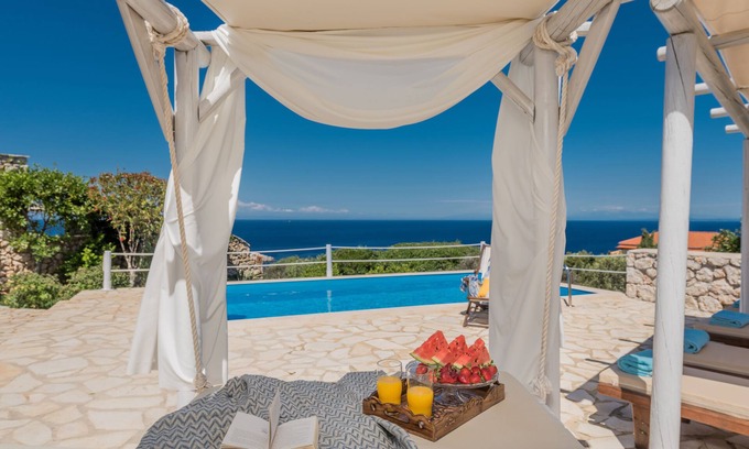 Korithi Villa | STONE BUILT LUXURY VILLA WITH PRIVATE POOL AND SEA VIEW
