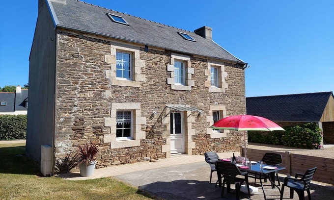 Plouenan House | Stone House near Penze River and Morlaix Bay