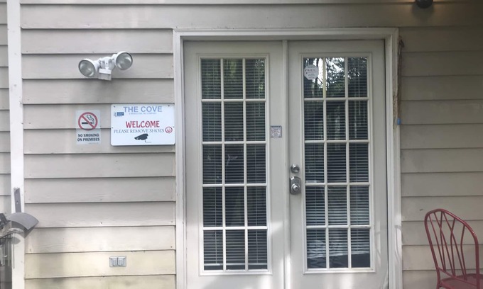 Stone Mountain Apartment | Stone Mountain Star- Ck Discounts. 20 minutes; Decatur Emory school & Hospital