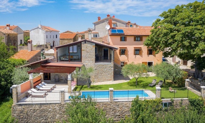 Zamask Villa | Stone villa Zamask with a pool and a lovely view