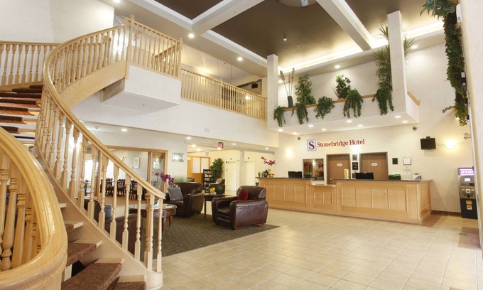 Dawson Creek Hotel | Stonebridge Hotel Dawson Creek