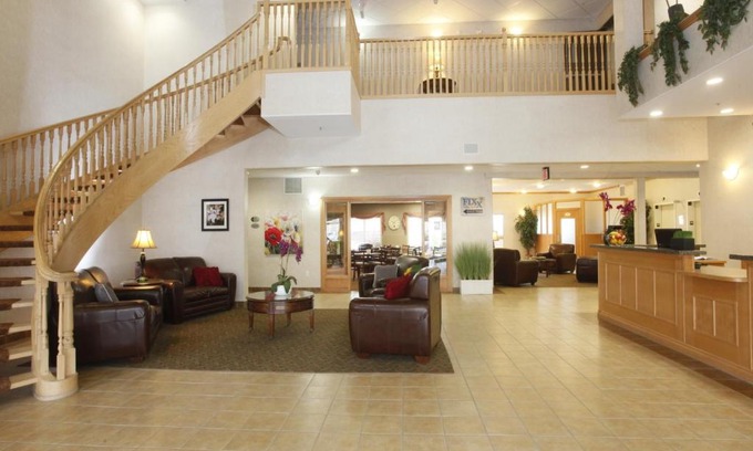 Dawson Creek Hotel | Stonebridge Hotel Dawson Creek