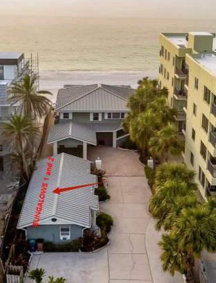 Independence Square Apartment | Stones Throw Beachside Bungalow #1 ON THE BEACH