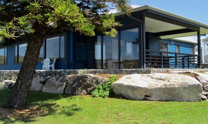 Augusta House | Storm Bay Cottage