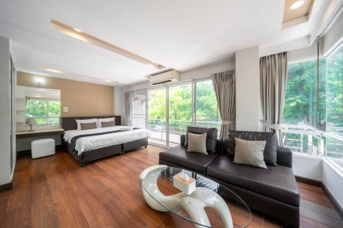 Khlong Tan Apartment | Story At Bangkok- 211 Studio with Balcony