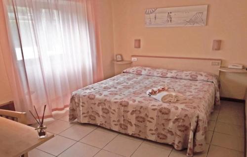 Cinquale Hotel | Storyville Simple Stay