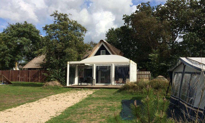 Sint Maartensvlotbrug RV Rental | Strand 49 Camping & Glamping