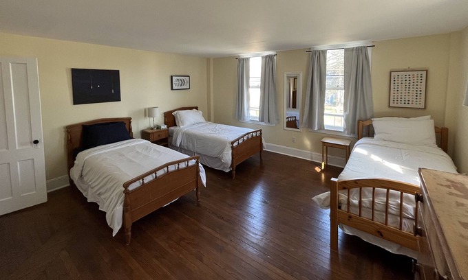 Stratford House | Stratford Oasis