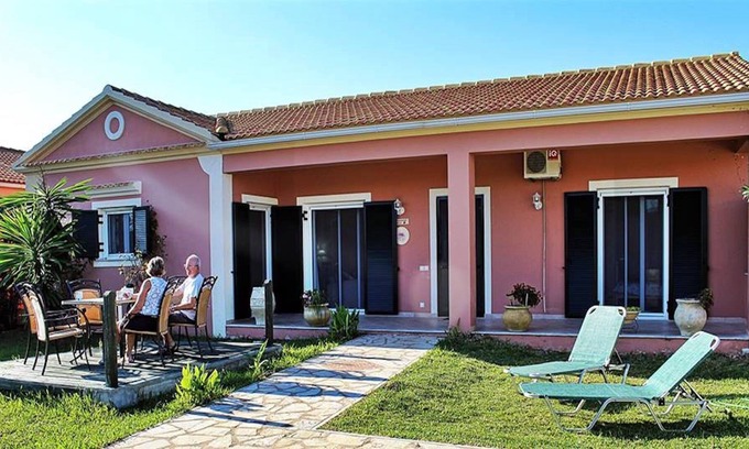 Ag. Georgios Villa | STRAWBERRY - 3 bedroom, 2 bathroom Private Villa, Wifi and Aircon throughout