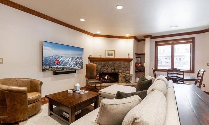 Beaver Creek Condo | Strawberry Park On The Slopes In Beaver Creek Ski-In/Ski-Out