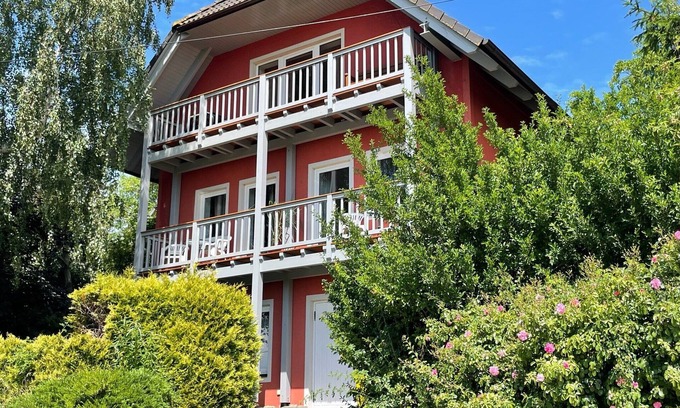 Klein Bollhagen Apartment | Studio Apartment 'Fewo Ostseeblau - Fulgenhaus' with Balcony